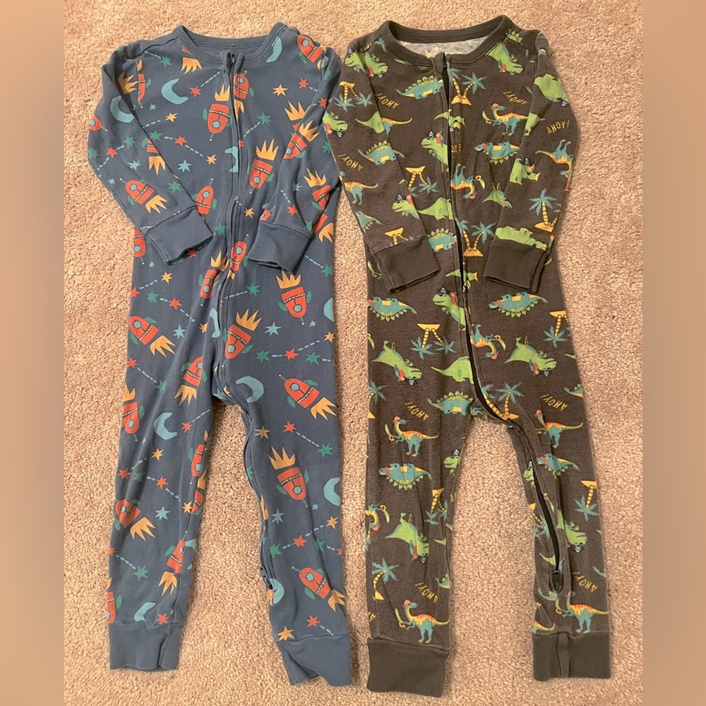 Old Navy Pajama Set - 2T